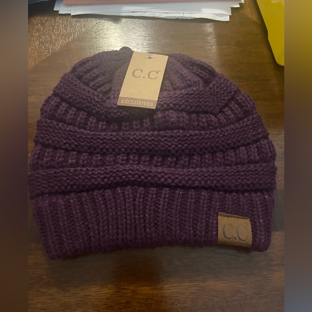 NWT CC beanie hat dark purple - Picture 1 of 3